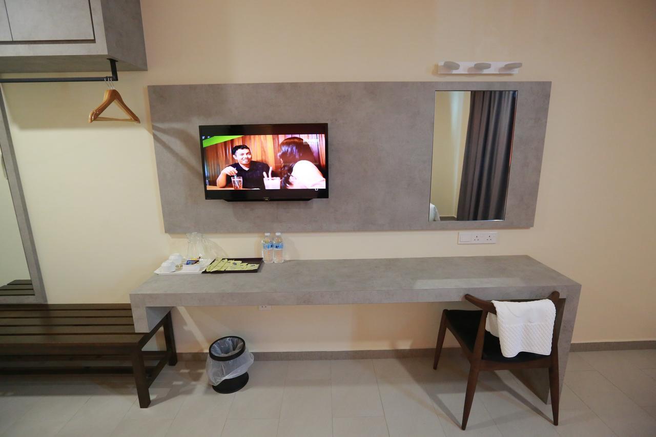 Deluxe Super Twin Room