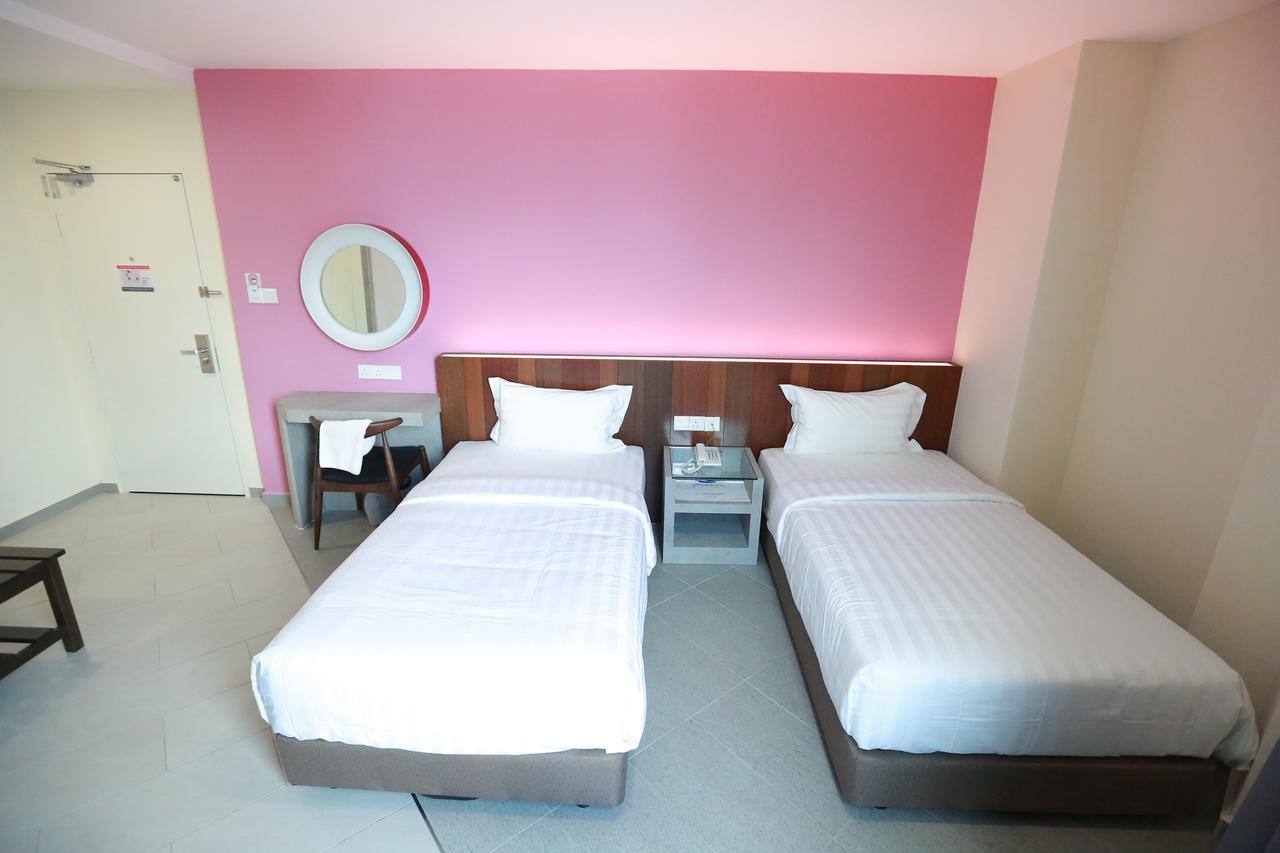 Executive Deluxe Super Twin Room